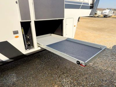 2026 Keystone RV Montana - Photo 17