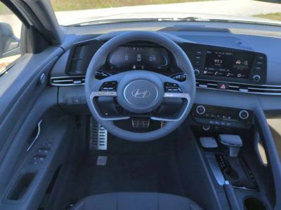 2026 Hyundai ELANTRA — photo 16 view