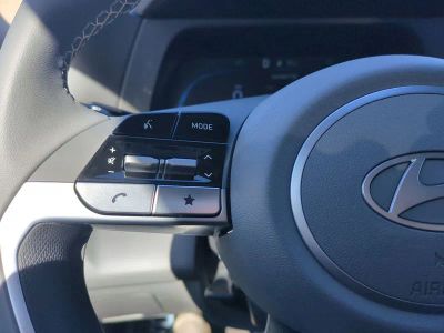 2026 Hyundai ELANTRA — photo 26 view