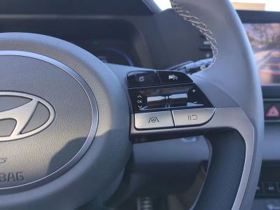 2026 Hyundai ELANTRA — photo 27 view