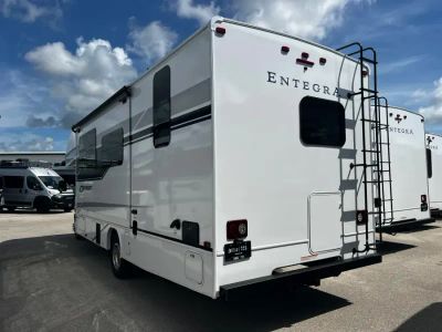 2027 Entegra ODYSSEY — photo 31 view
