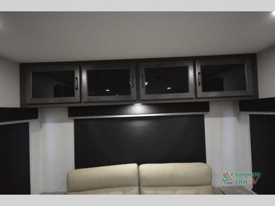 2027 Venture RV SportTrek Touring Edition - Photo 23
