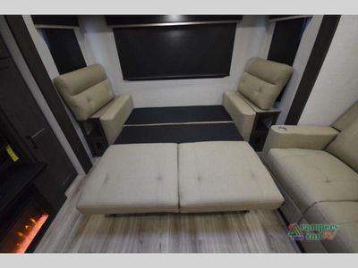 2027 Venture RV SportTrek Touring Edition - Photo 22