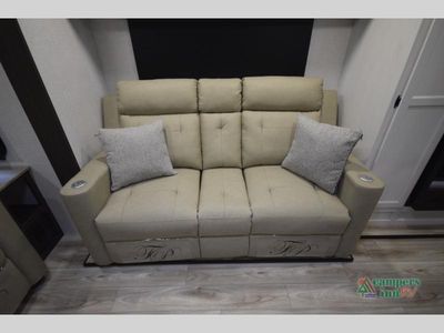 2027 Venture RV SportTrek Touring Edition - Photo 25