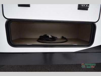 2027 Venture RV SportTrek Touring Edition - Photo 13