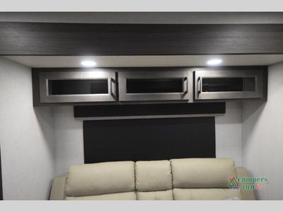 2027 Venture RV SportTrek Touring Edition - Photo 27