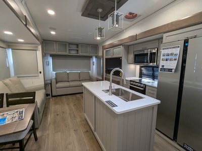 2026 Alliance RV Avenue — detail view