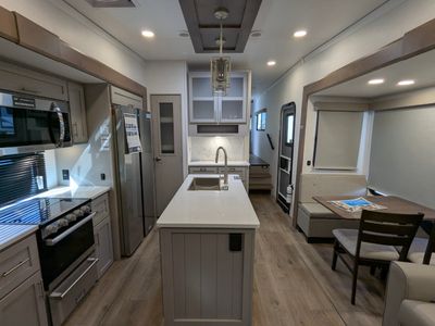 2026 Alliance RV Avenue — photo 28 view
