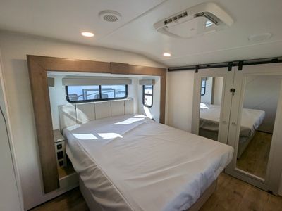 2026 Alliance RV Avenue — photo 21 view
