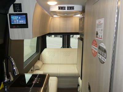 2026 Grand Design Lineage Series M - Photo 5