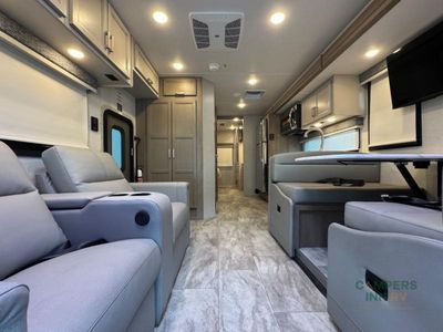 2026 Thor Motor Coach Magnitude GRAND - Photo 22