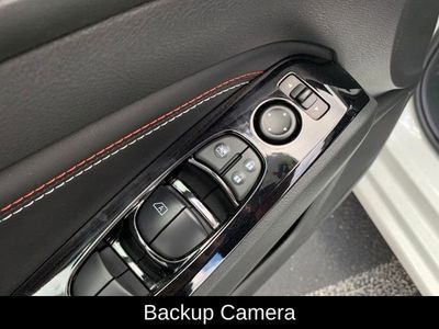 2023 Nissan Altima 2.5 SR - Photo 14