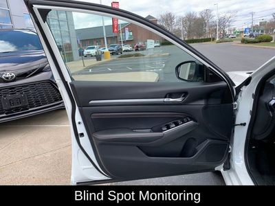 2023 Nissan Altima 2.5 SR - Photo 13