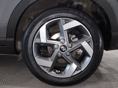 2025 Hyundai Venue - Photo 10