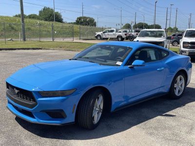 2026 Ford Mustang — photo 7 view