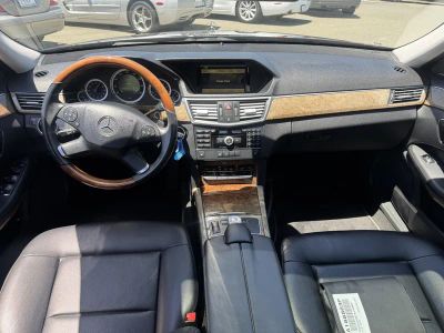 2010 Mercedes-Benz E-Class - Photo 7