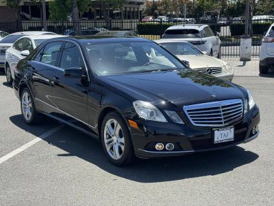 2010 Mercedes-Benz E-Class - Photo 2