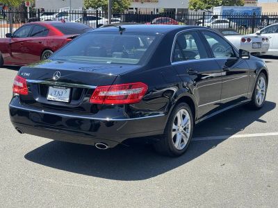 2010 Mercedes-Benz E-Class - Photo 3