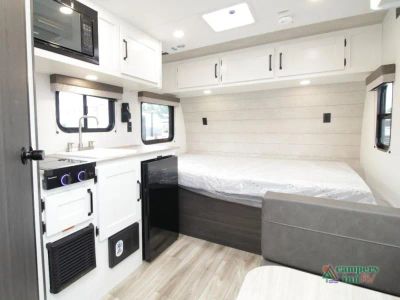 2027 Venture RV Campbound — photo 8 view