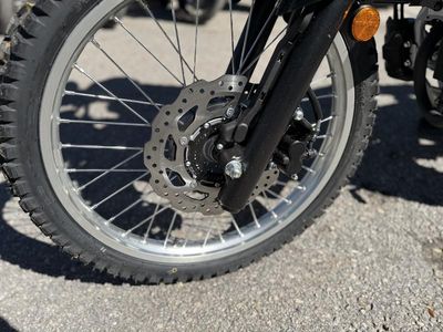 2026 Yamaha WR125R - Photo 11