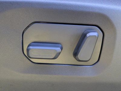 2026 Jeep Wrangler — photo 20 view
