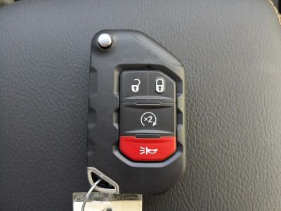 2026 Jeep Wrangler — photo 30 view