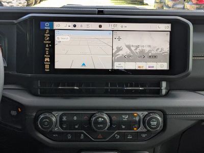 2026 Jeep Wrangler — photo 18 view