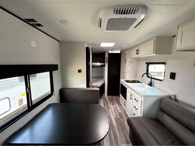 2026 Jayco Jay Flight SLX - Photo 8