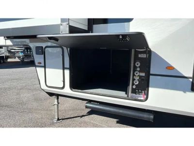 2026 Keystone RV Montana High Country - Photo 5