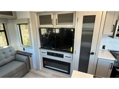 2026 Keystone RV Montana High Country - Photo 10