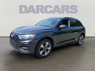 2025 Audi Q5 — rear three-quarter view