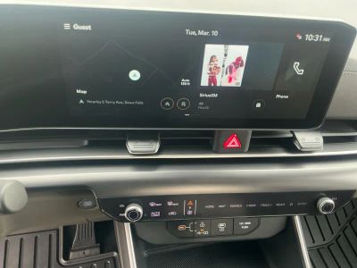 2026 Kia Carnival — photo 12 view