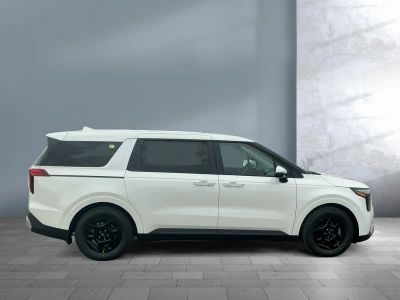 2026 Kia Carnival — photo 7 view