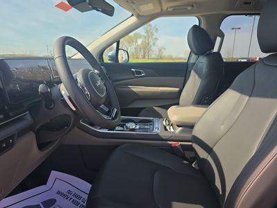 2026 Kia Carnival Hybrid - Photo 9