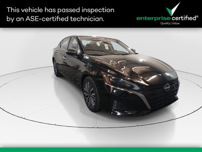 2025 Nissan Altima - Photo 1