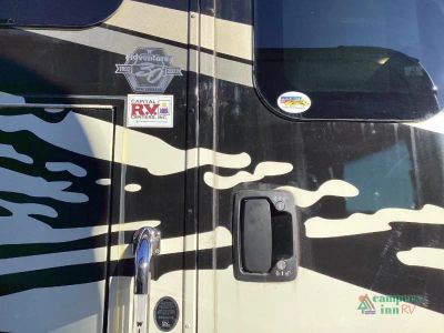 2023 Winnebago Adventurer — photo 15 view