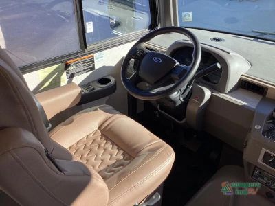 2023 Winnebago Adventurer — photo 23 view