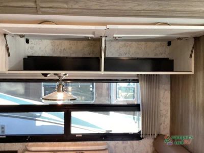 2023 Winnebago Adventurer — photo 25 view