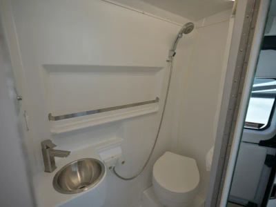 2027 Thor Motor Coach TELLARO — photo 14 view
