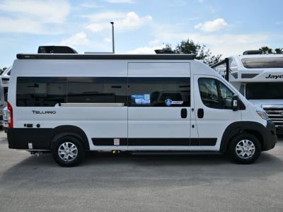 2027 Thor Motor Coach TELLARO — photo 25 view