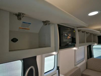 2027 Thor Motor Coach TELLARO — photo 11 view