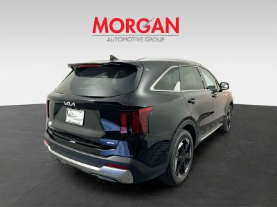 2026 Kia Sorento Hybrid — rear three-quarter view
