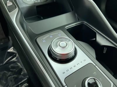 2026 Kia Sorento Hybrid — photo 21 view