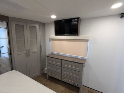 2026 Alliance RV Paradigm — photo 9 view
