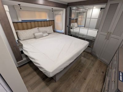 2026 Alliance RV Paradigm — photo 14 view