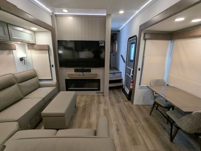 2026 Alliance RV Paradigm — photo 23 view