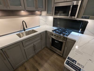 2026 Alliance RV Paradigm — detail view