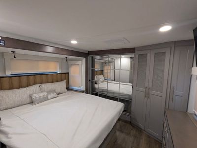 2026 Alliance RV Paradigm — photo 12 view