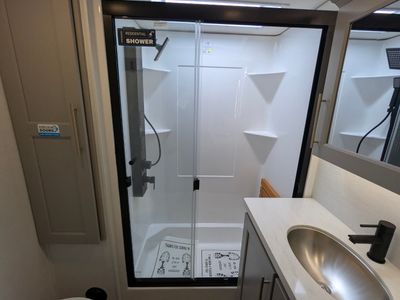 2026 Alliance RV Paradigm — photo 7 view