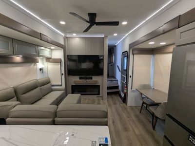 2026 Alliance RV Paradigm — photo 15 view